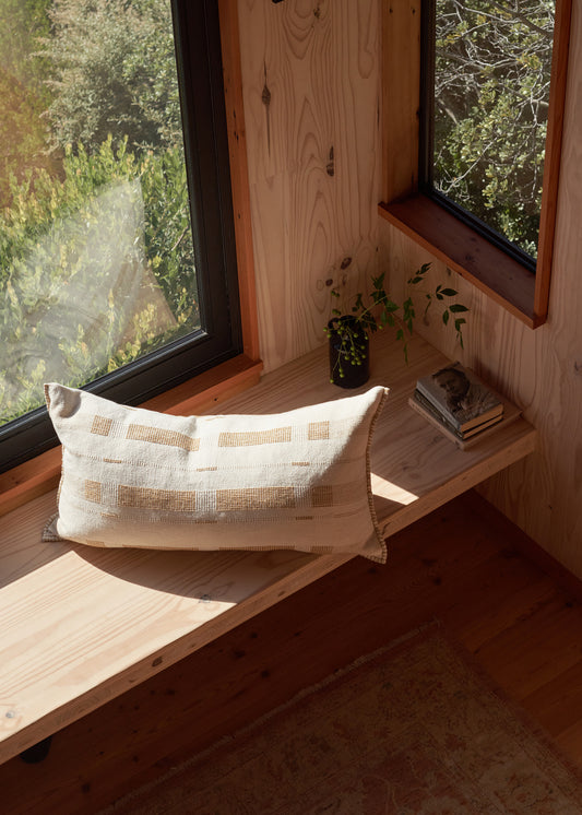 THE FULCRUM CUSHION