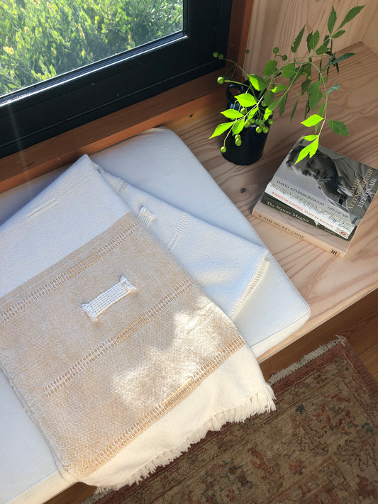 THE TAMPOPO THROW
